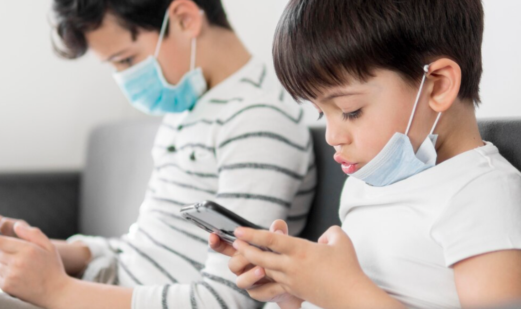 Aturan Baru! Anak di Bawah 16 Tahun Dibatasi Akses Media Sosial, Orang Tua Wajib Mengawasi